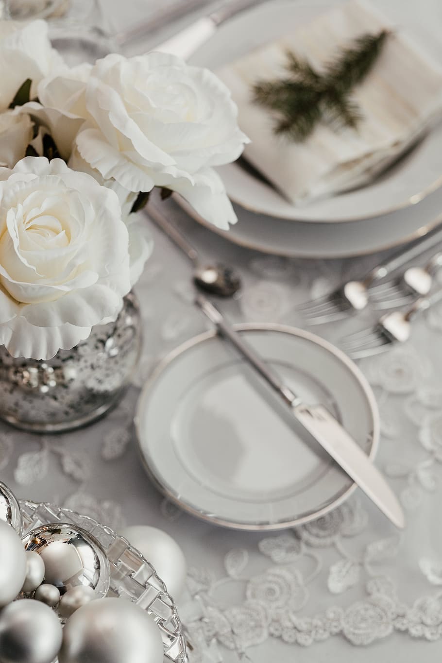 Silver Christmas decorations, xmas, christmas eve, dining, dining room HD wallpaper
