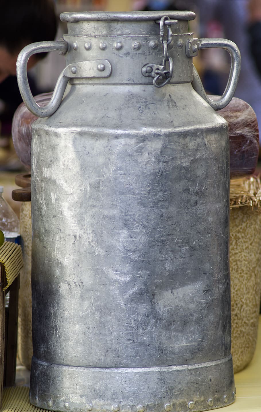 tin, milk, breeding, dairy, container, metal, indoors, old HD wallpaper