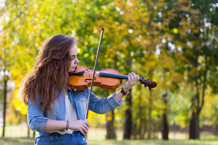 autumn, girl, violin, play, music, in the fall of, nature, beauty, HD wallpaper