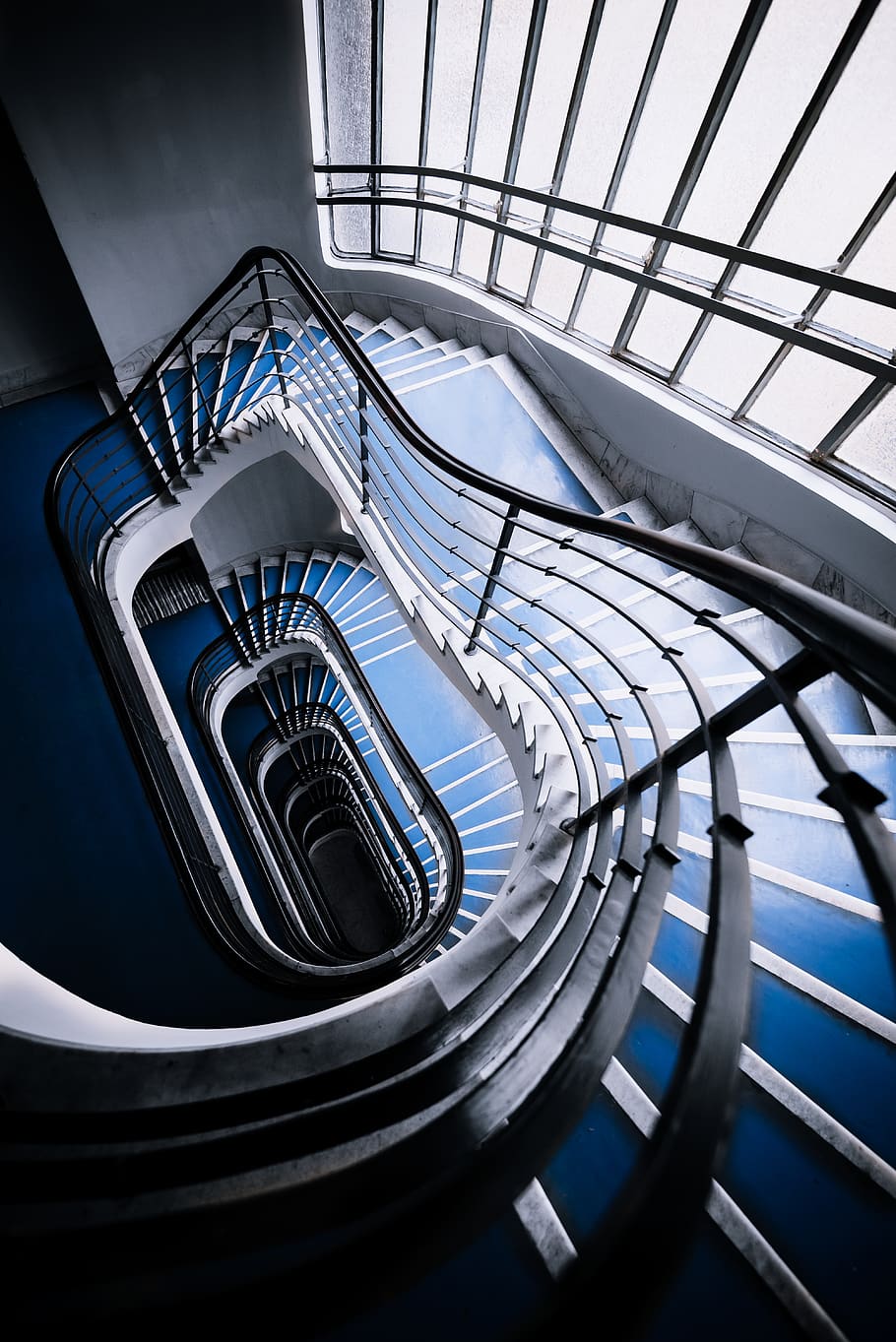 empty spiral stairs, staircase, architecture, steps and staircases HD wallpaper