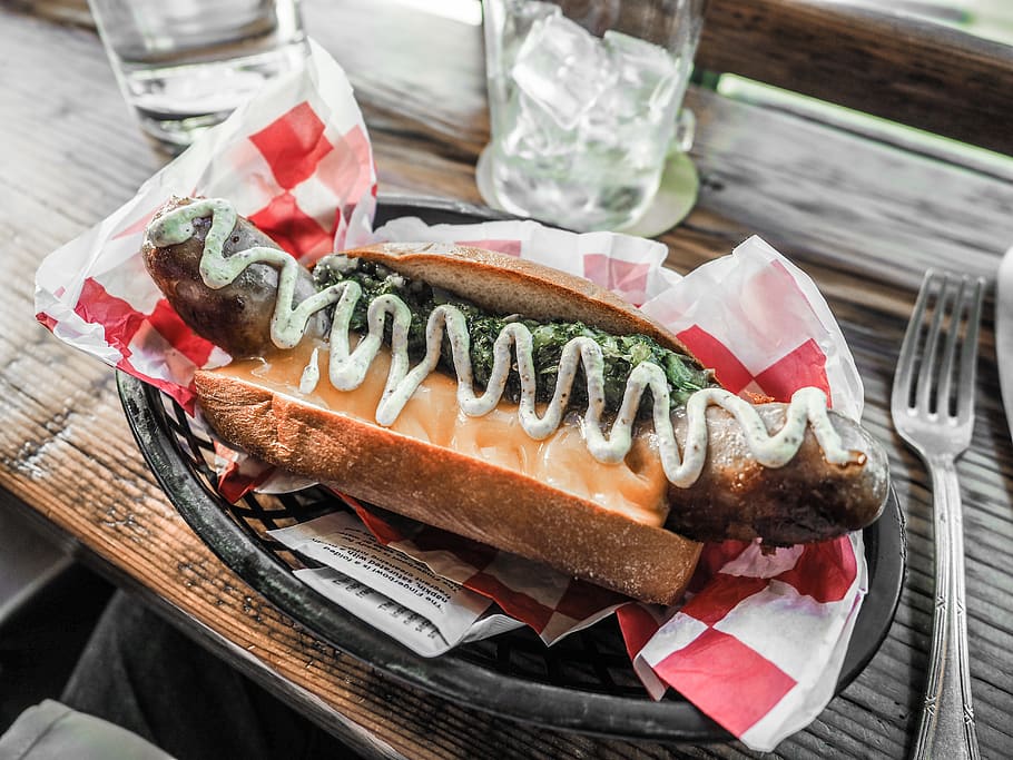 Footlong Sausage Sandwich, beef, bread, cheese, close-up, cooking HD wallpaper