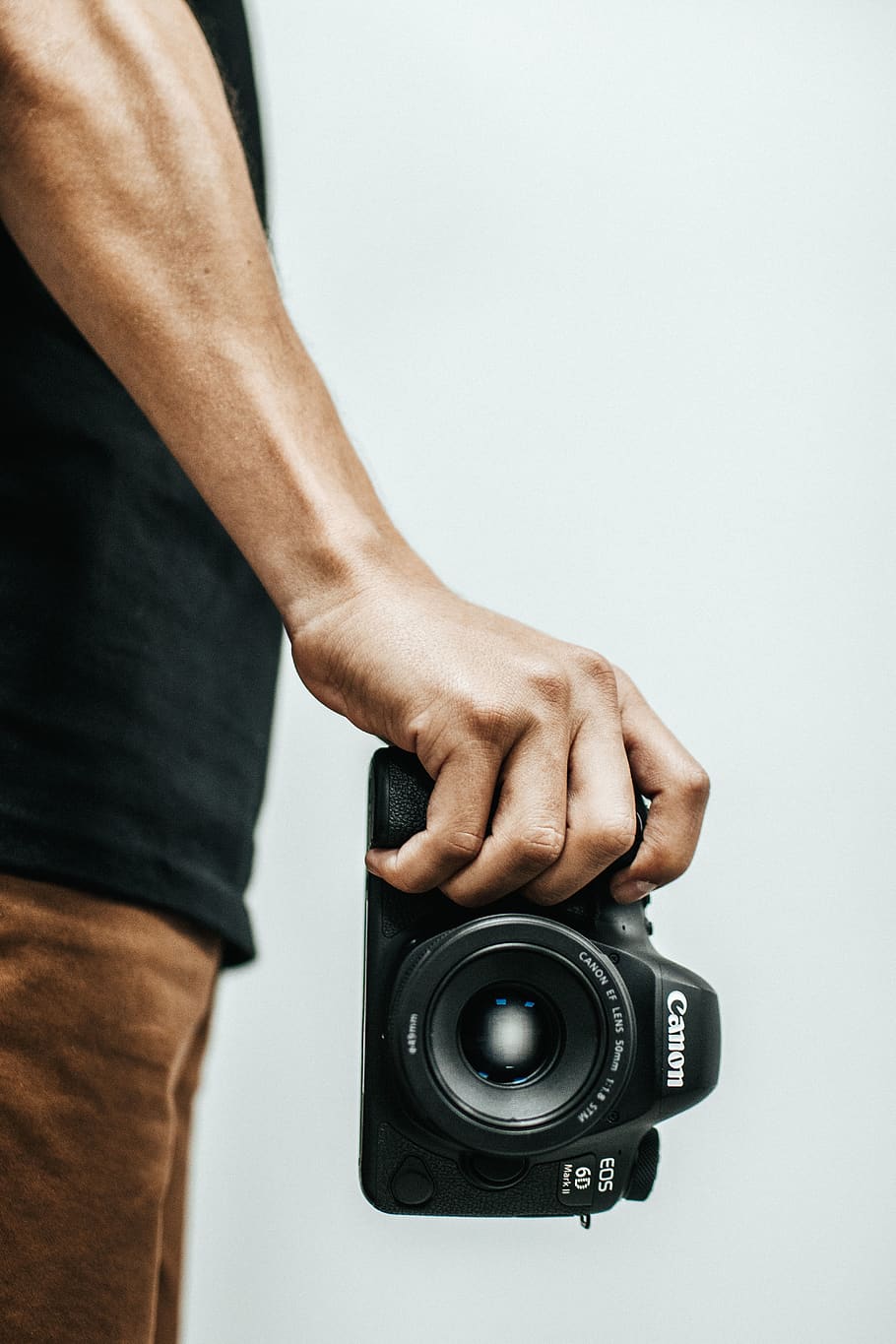 black Canon bridge camera, photography themes, one person, camera - photographic equipment HD wallpaper