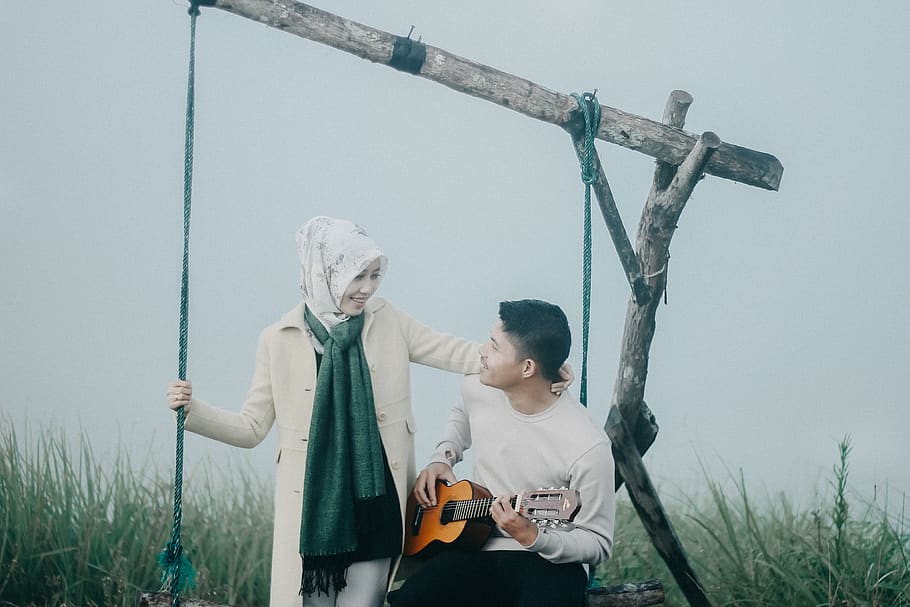 couple on swing, apparel, clothing, human, person, guitar, leisure activities HD wallpaper