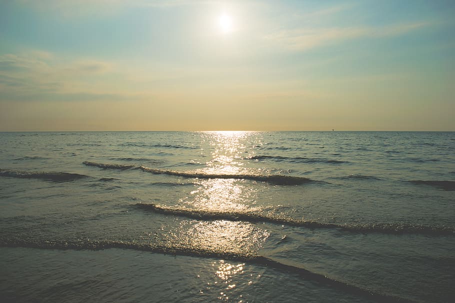 Seawaves Under Blue Sky, beach, clouds, landscape, nature, ocean HD wallpaper