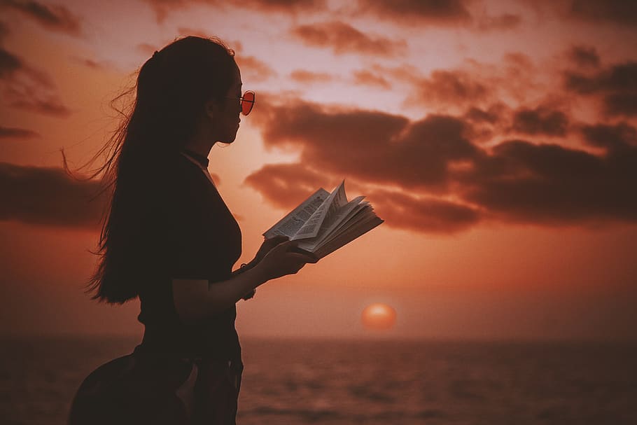 sea, ocean, clouds, sky, sunset, view, people, girl, reading HD wallpaper