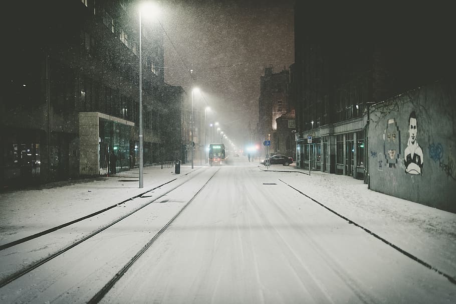 empty highway covered in snow, nature, outdoors, blizzard, winter HD wallpaper