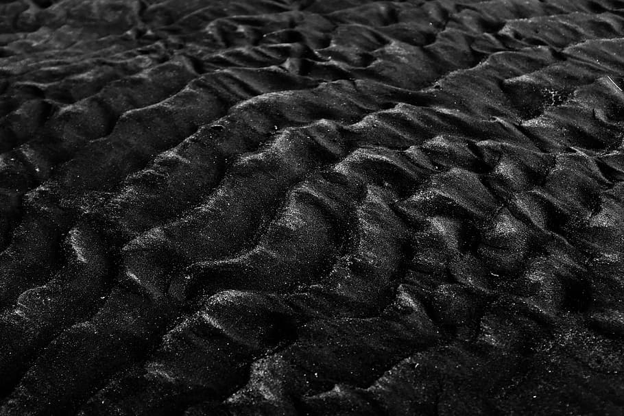 grayscale photography of sand, ripple, wave, beach, black, black and white, HD wallpaper