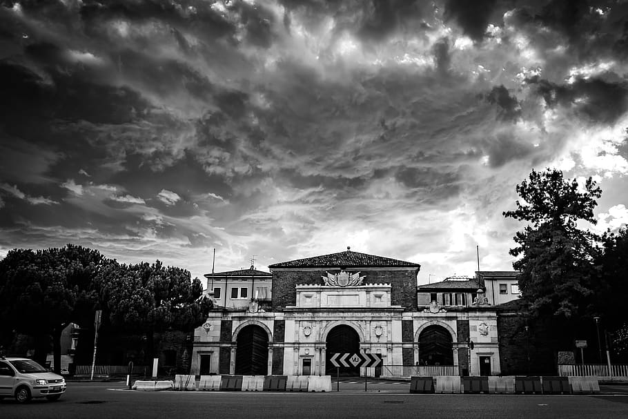 Grayscale Photo of Concrete Mansion, architecture, black and white HD wallpaper