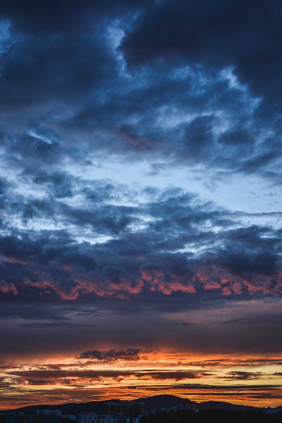 Scenic View of Clouds During Dawn, 4k wallpaper, cloudiness, cloudscape HD wallpaper
