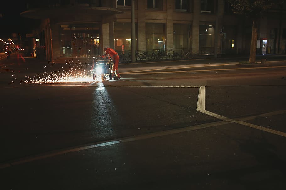 work, construction, man, working, road, city, real people, architecture HD wallpaper