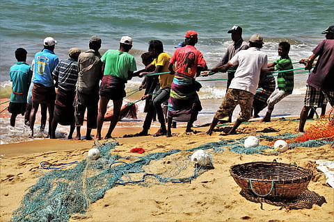 work, the fisherman, rope, network, basket, ocean, the waves HD wallpaper
