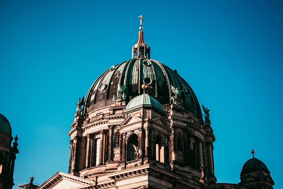 brown concrete cathedral during daytime, architecture, dome, building HD wallpaper