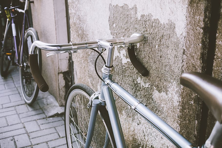 Gray Road Bike, architecture, empty, recreation, steel, street HD wallpaper