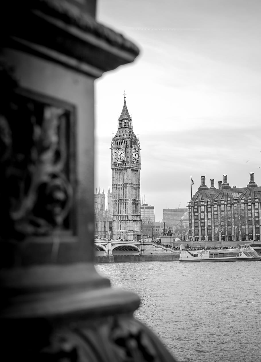 grayscale Big Ben, tower, building, architecture, steeple, spire HD wallpaper