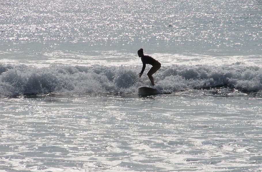 surfer, surfboard, surfing, wave, water, ocean, tropical, maui HD wallpaper