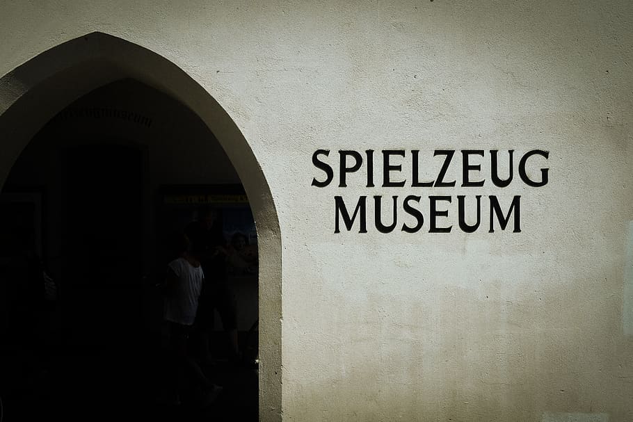 person, human, crypt, door, spielzeug, city, font, enty, museum HD wallpaper
