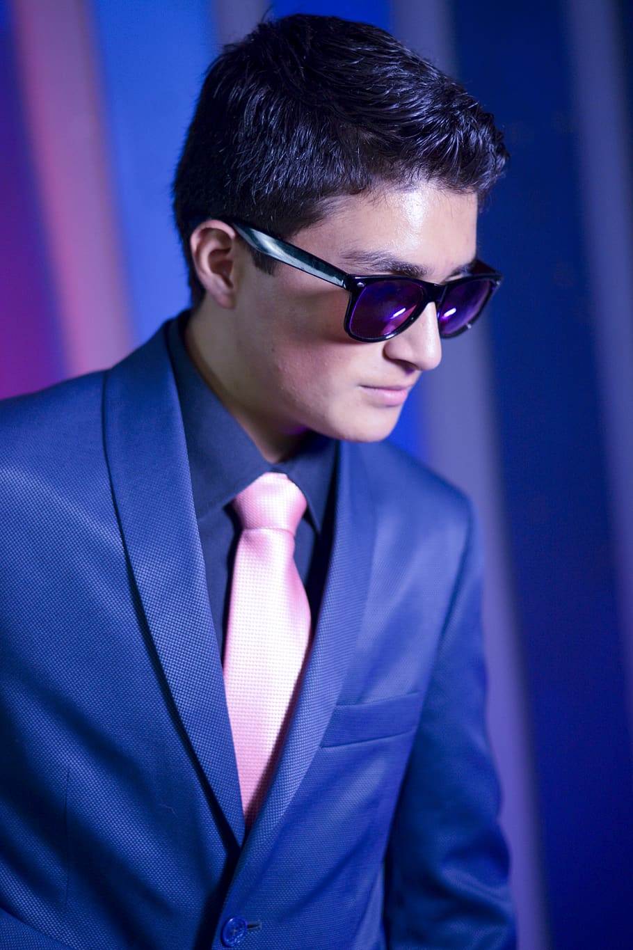 mexico, tijuana, lights, model, lents, men, blue, glasses, young adult HD wallpaper