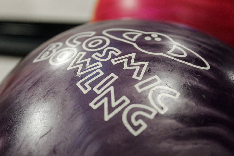 bottle, alcohol, beverage, drink, beer, bowling, ball, bowling ball HD wallpaper