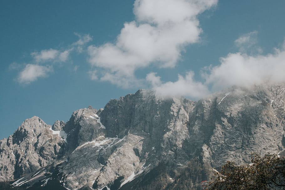 Rocky Mountain Under Blue and White Sky, clouds, cold, daylight HD wallpaper