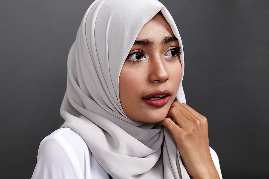 Woman Wearing White Hijab Veil, attractive, beautiful, beauty