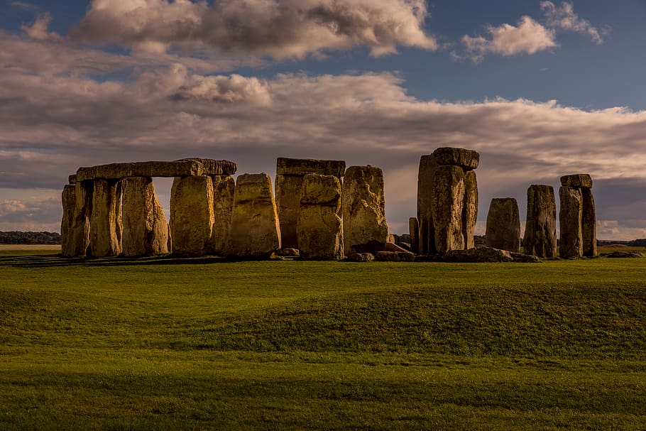 Stonehenge view, cloud - sky, history, the past, grass, ancient HD wallpaper