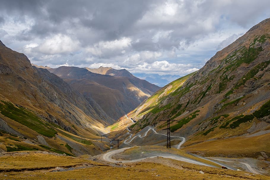 green mountains under cloudy sky, abano pass, georgia, valley HD wallpaper