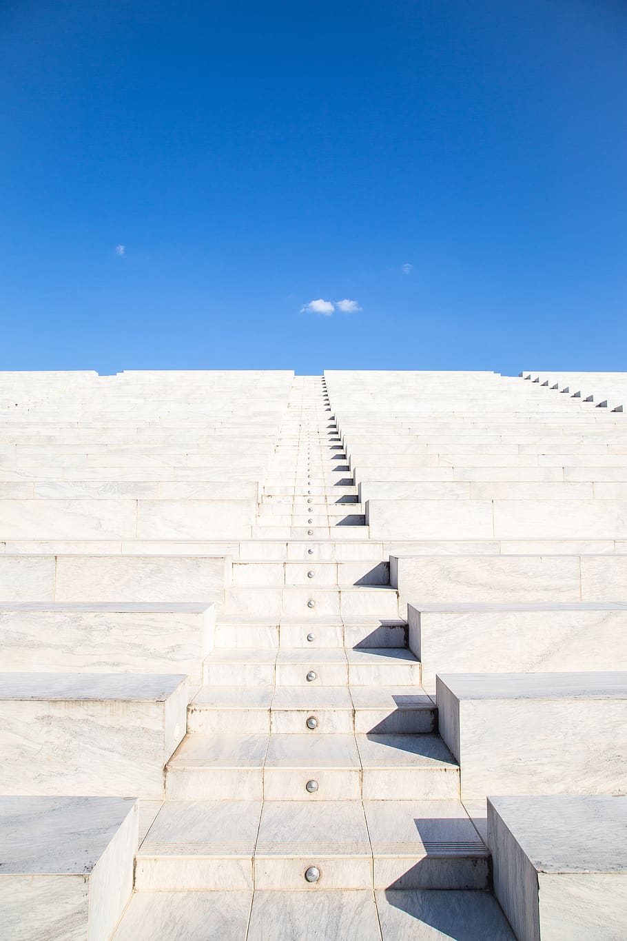 gray concrete stair, handrail, banister, staircase, blue, outdoors HD wallpaper