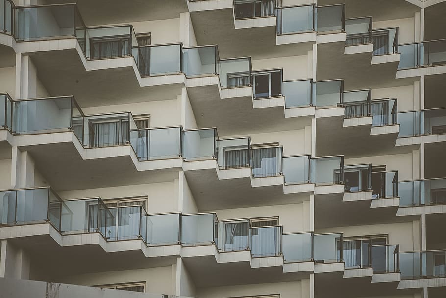 white concrete high-rise building, built structure, architecture HD wallpaper