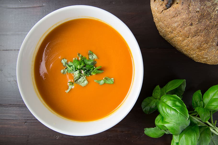 Brown Soup in White Ceramic Bowl, appetizer, bread, delicious HD wallpaper