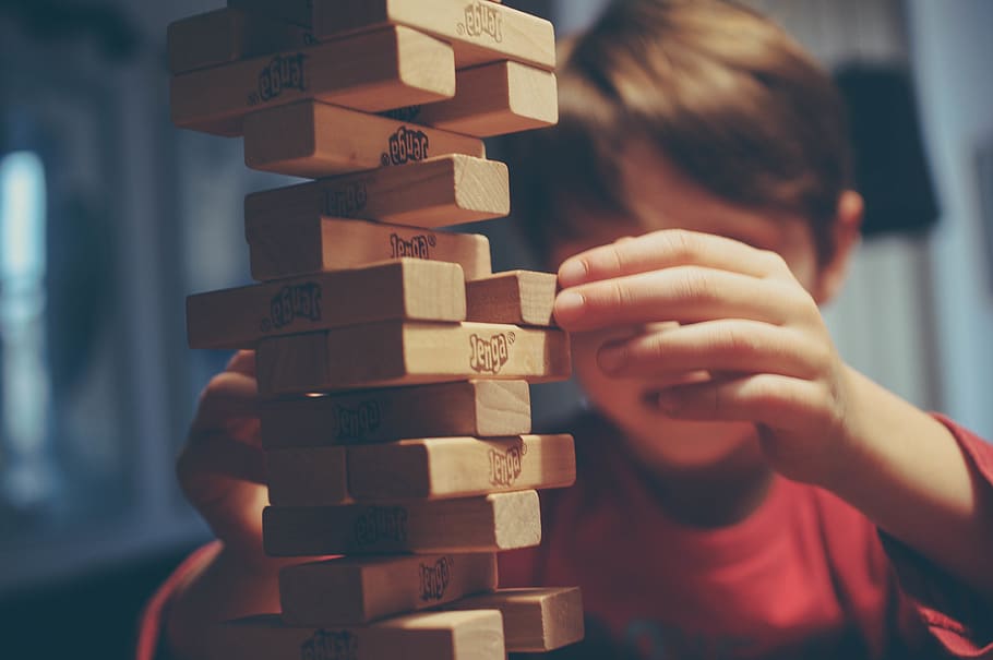 boy playing jenga, leisure activity, one person, stack, real people, HD wallpaper