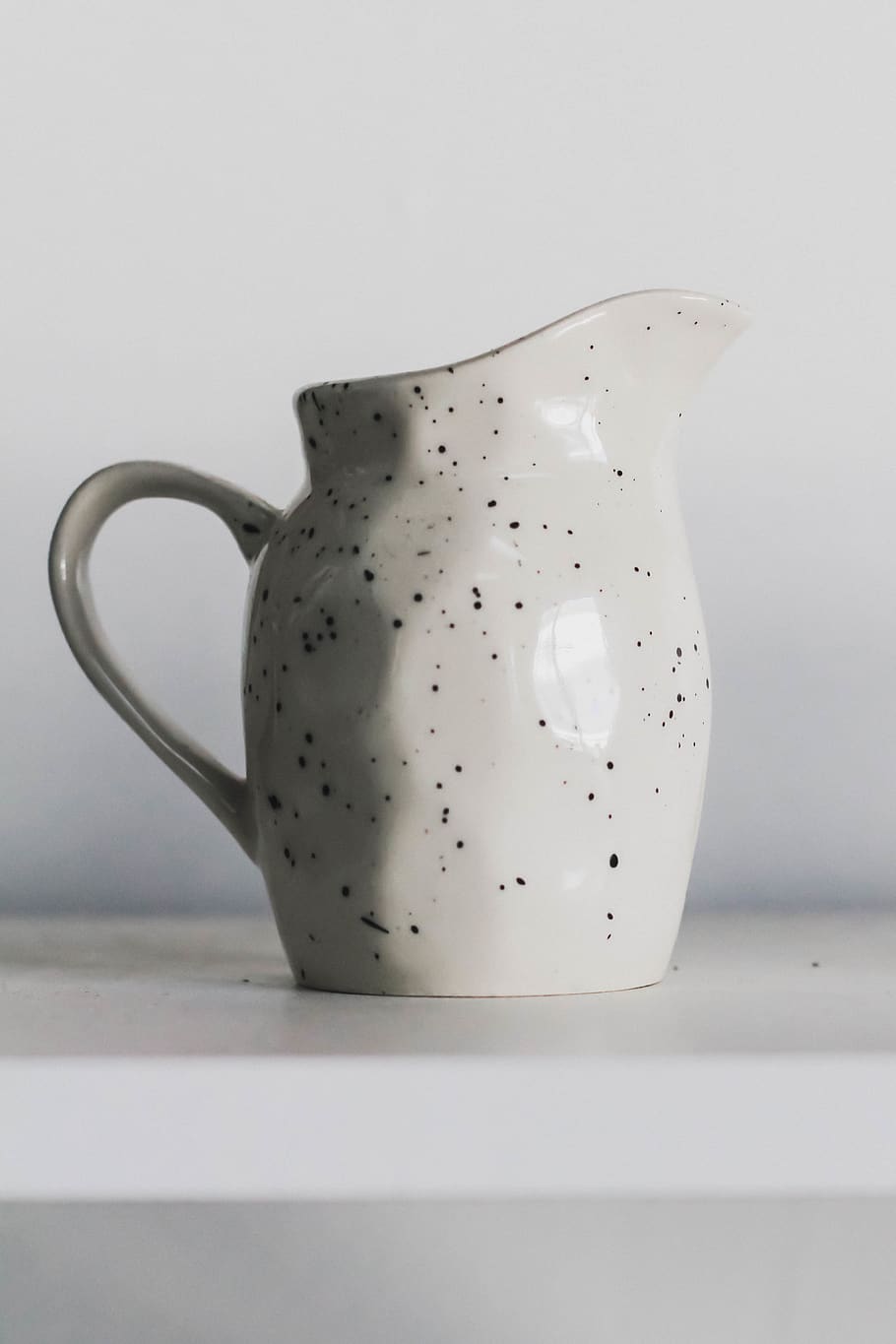 white ceramic pitcher, indoors, food and drink, studio shot, no people HD wallpaper