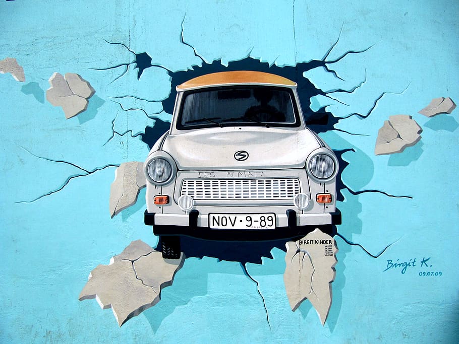 White Car Crash in Blue Wall Signature Painting, art, artsy, creative HD wallpaper