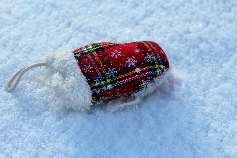winter, glove, snow, cold, january, frozen, snowy, cold temperature HD wallpaper
