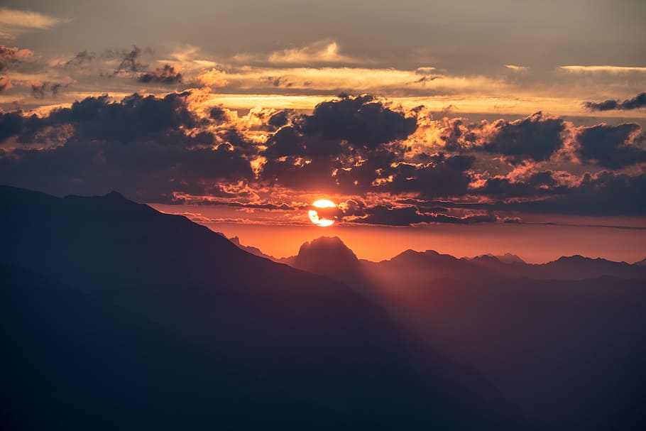 silhouette of mountain under sun, sky, cloud, sunset, sunrise HD wallpaper