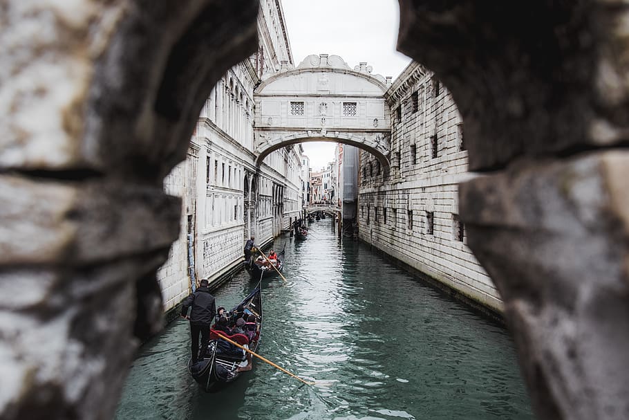 gondolas on canal during daytime, person, human, vehicle, transportation HD wallpaper
