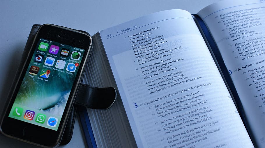 distraction, study, book, telephone, internet, wi-fi, read ribbon