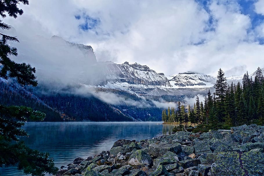 View of Lake With Mountain Range in the Background, adventure HD wallpaper