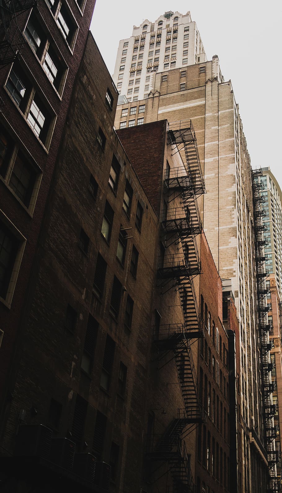 chicago, monroe, brick, downtown, street photography, architecture HD wallpaper