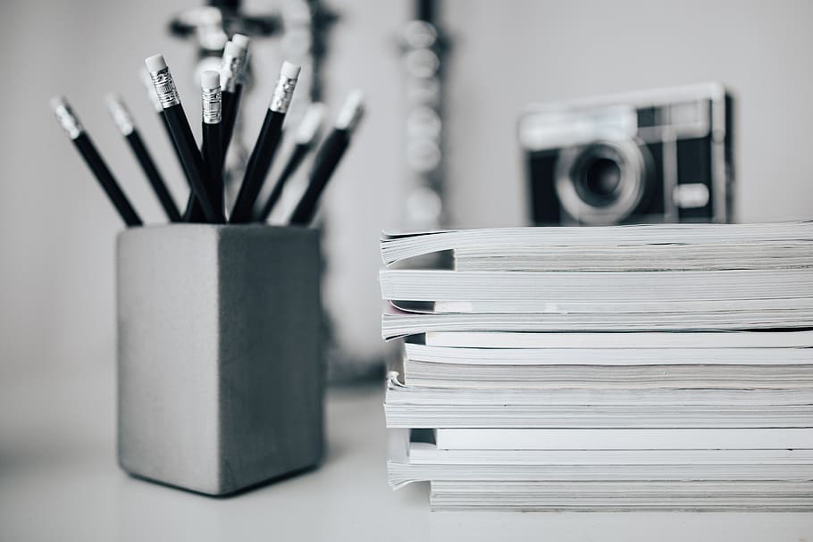 Pencils, magazines and an old lightbulb, vintage, camera, blackandwhite HD wallpaper