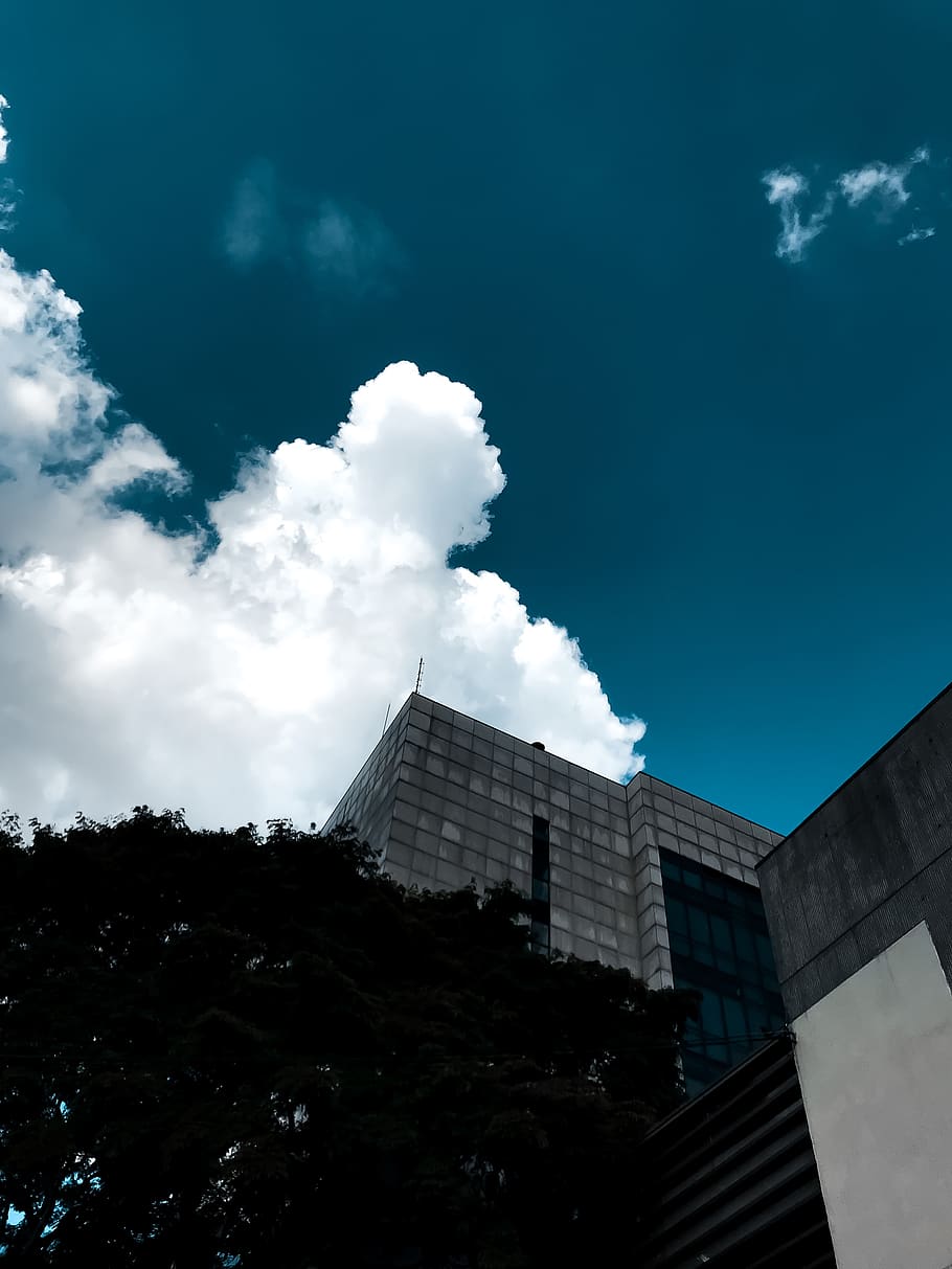 Low Angle Photo of High Rise Building, architecture, clouds, commerce HD wallpaper