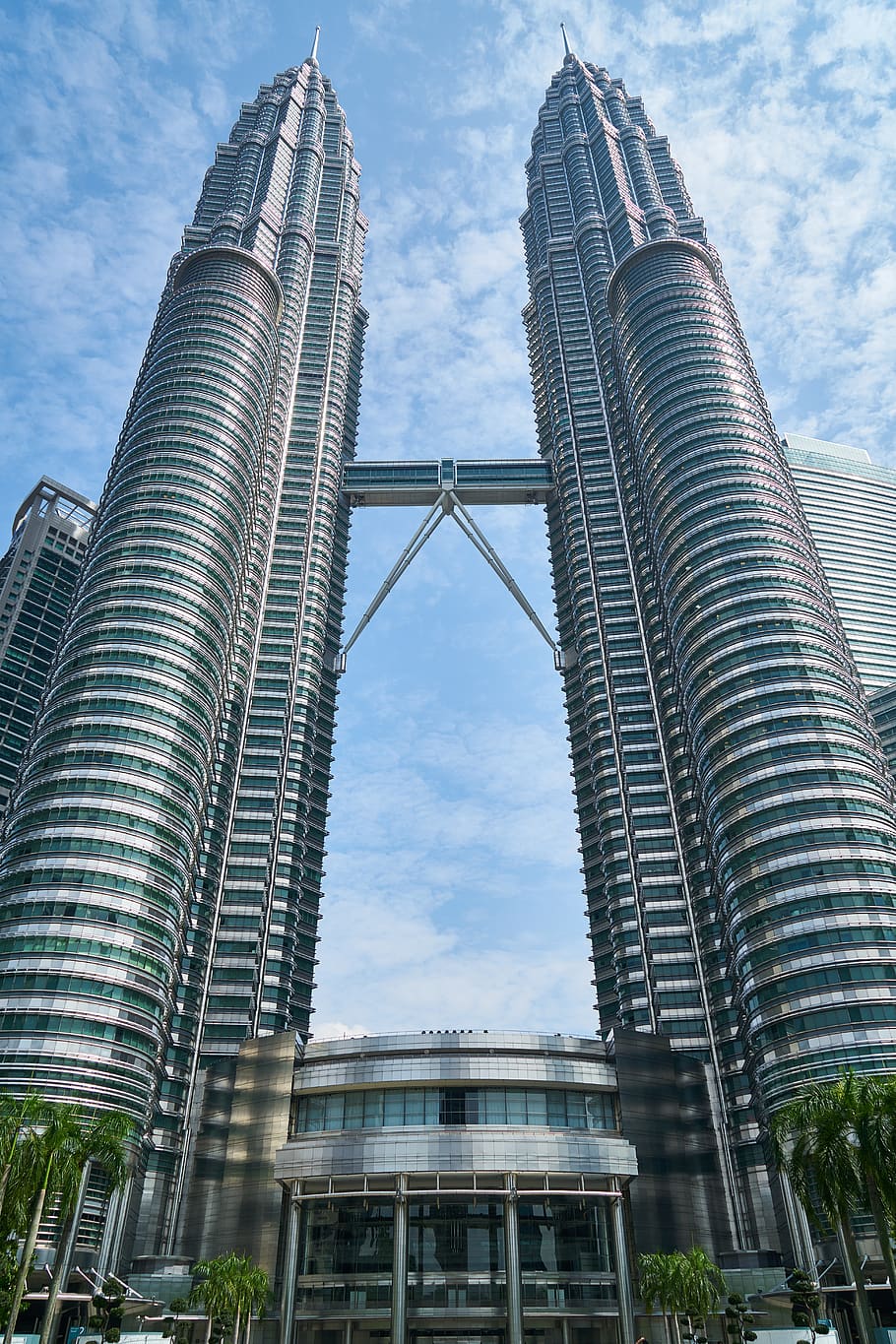 Petronas Twin Tower, architectural design, architecture, beautiful, HD wallpaper