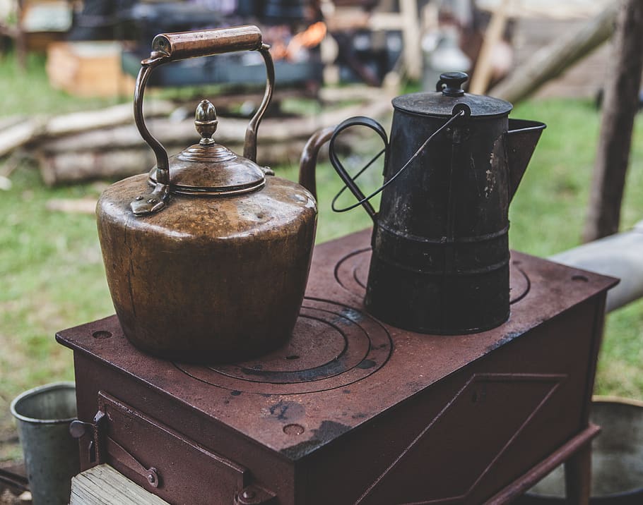 Brass Kettle, antique, container, dark, handle, kitchenware, metal HD wallpaper