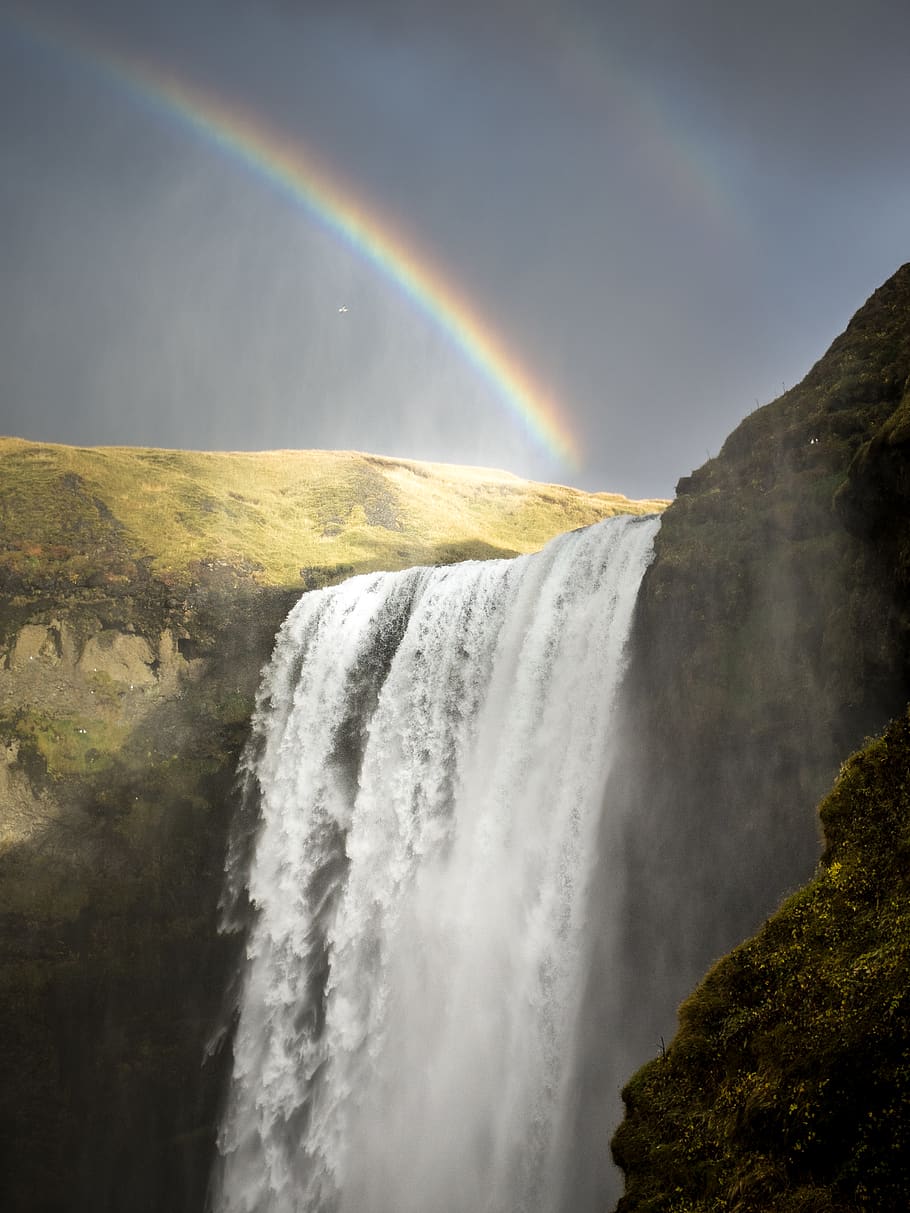 Online crop | HD wallpaper: Kaietuer waterfalls, rainbow, scenics ...