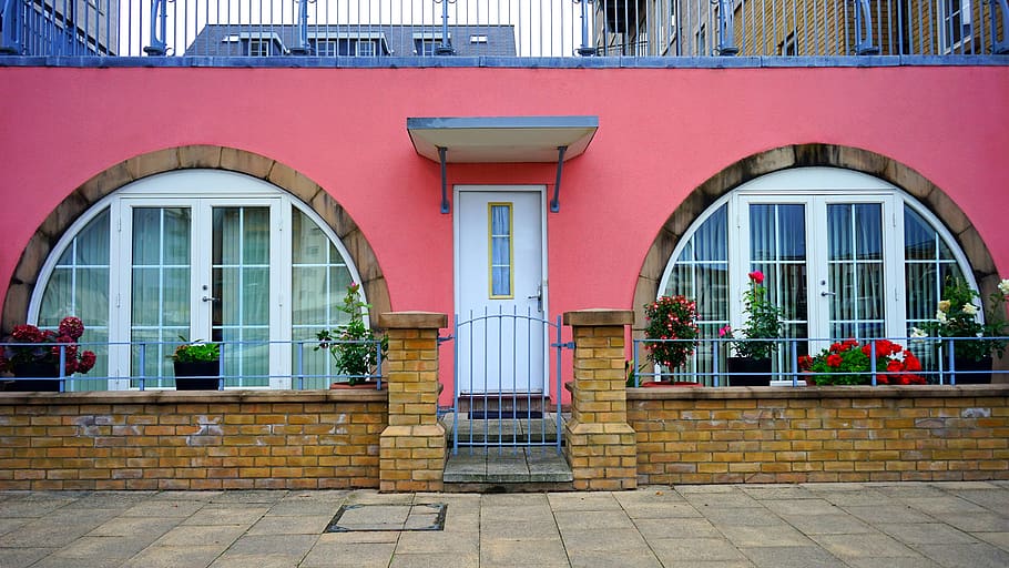 Pink and Brown House, architecture, balcony, brick, building HD wallpaper