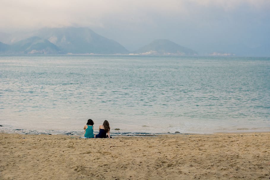beach, alone, mar, costa, woman, people, lonely, sand, loneliness HD wallpaper