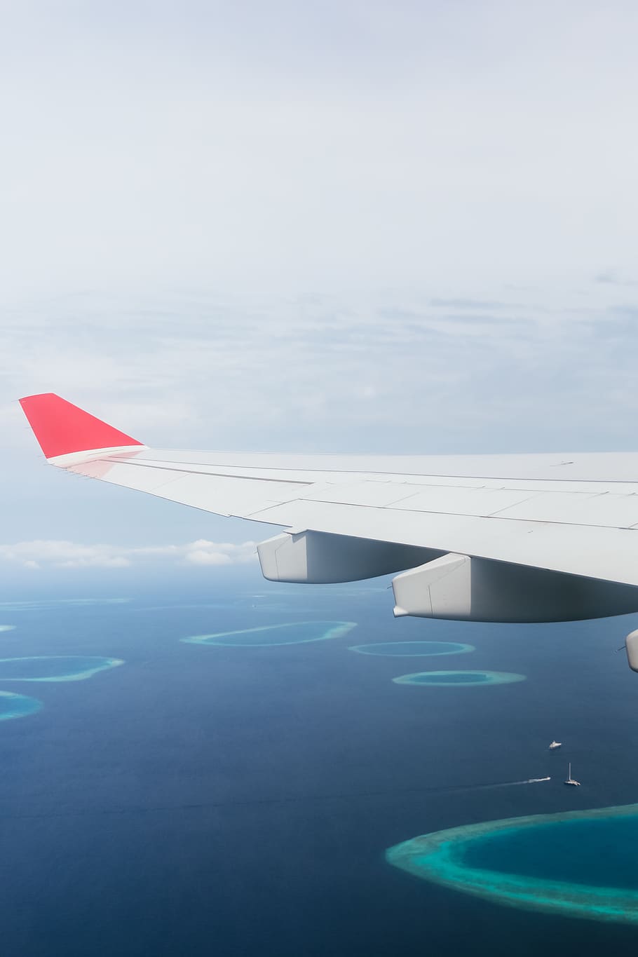 white airplane wing, sea, island, ocean, outdoors, nature, coast HD wallpaper