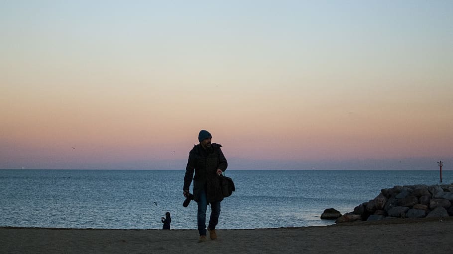 spain, barcelona, sunset, camera, portrait, streetphotography HD wallpaper