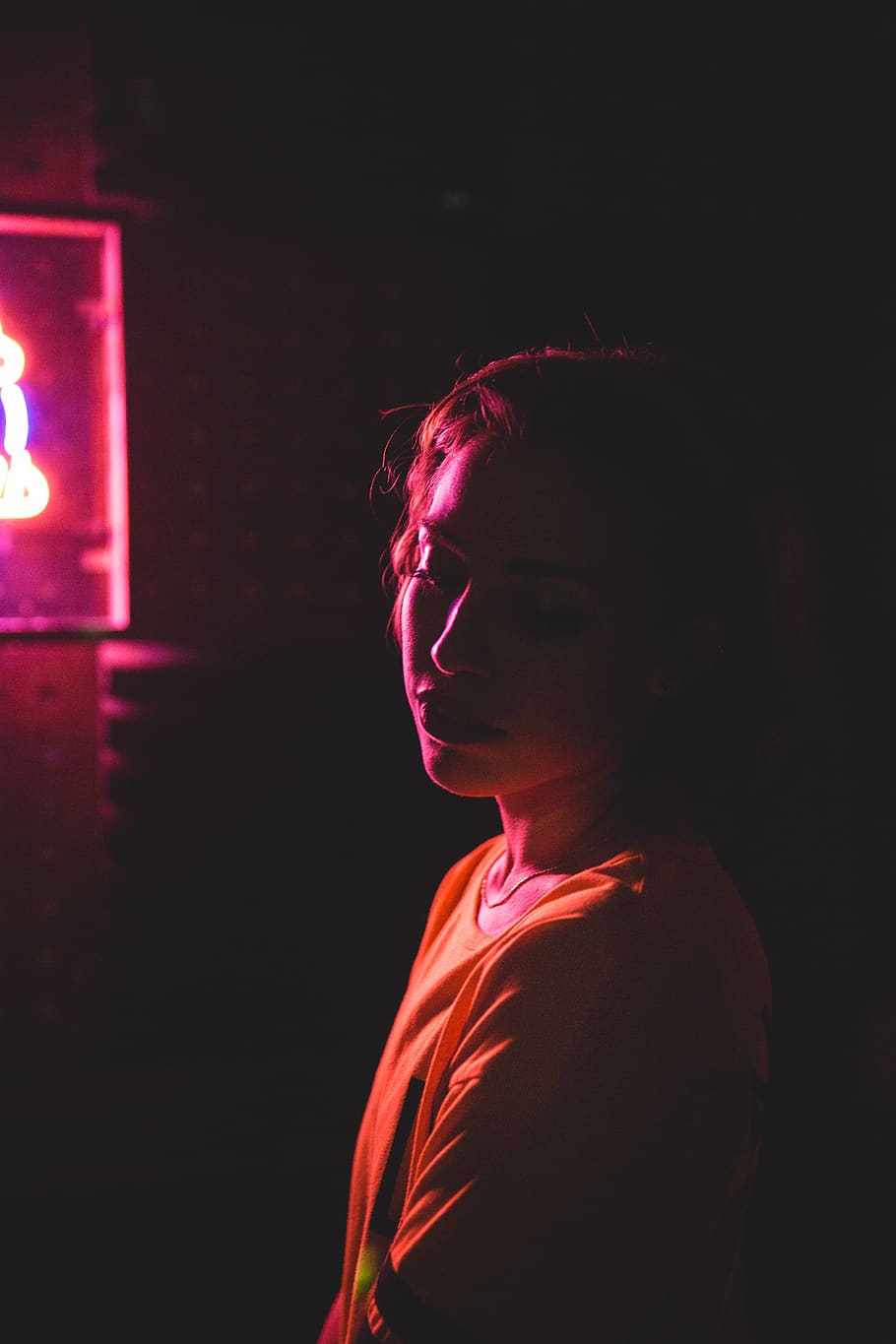neon, neonlights, model, forever21, hipster, urban, fashion HD wallpaper