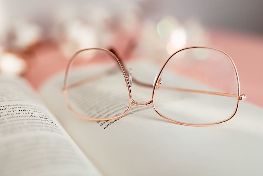 Open book on a pink background, reading, glasses, learning, pink backgound HD wallpaper