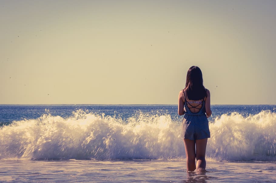 australia, byron bay, sea, water, horizon over water, one person HD wallpaper